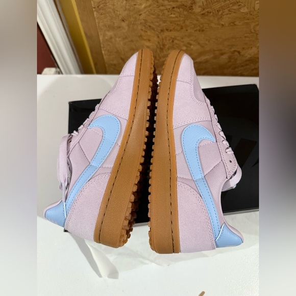 Nike Air Womens Sneakers - Picture 7 of 8